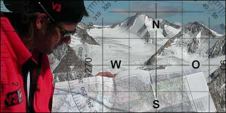Das Bild zeigt eine Montage eines Wanderers bei der Orientierung mit einer Landkarte vor einem Gebirgshintergrund.